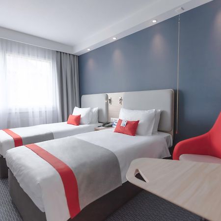 Holiday Inn Express Luzern-Neuenkirch, An Ihg Hotel Rothenburg Luaran gambar