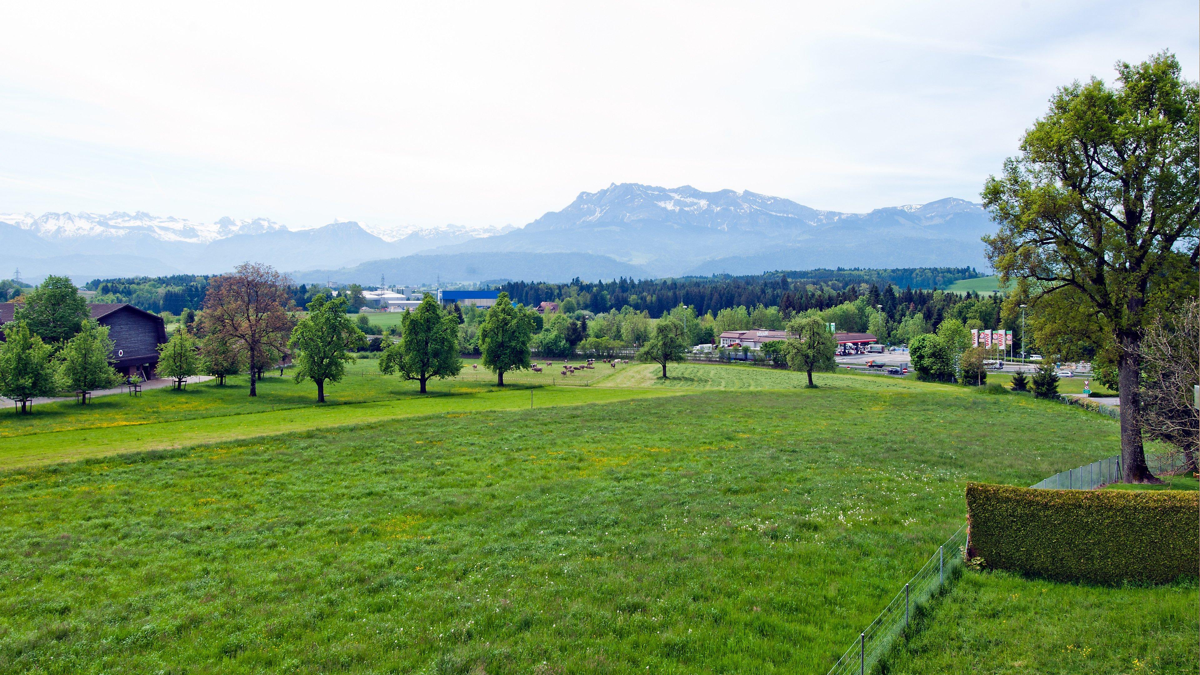 Holiday Inn Express Luzern-Neuenkirch, An Ihg Hotel Rothenburg Luaran gambar