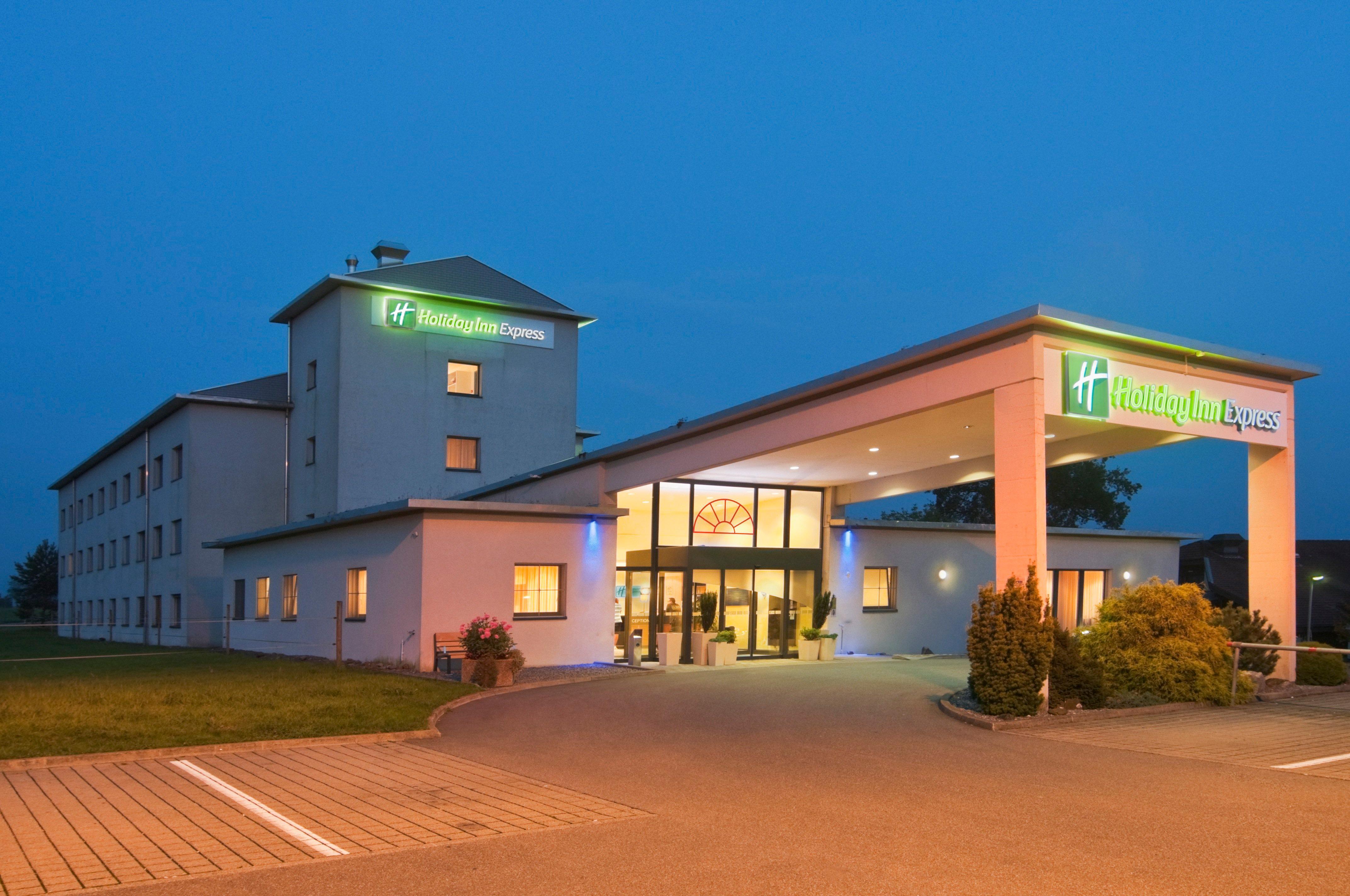 Holiday Inn Express Luzern-Neuenkirch, An Ihg Hotel Rothenburg Luaran gambar