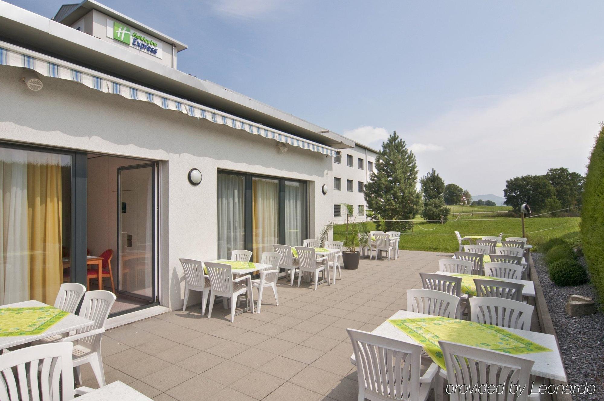 Holiday Inn Express Luzern-Neuenkirch, An Ihg Hotel Rothenburg Luaran gambar